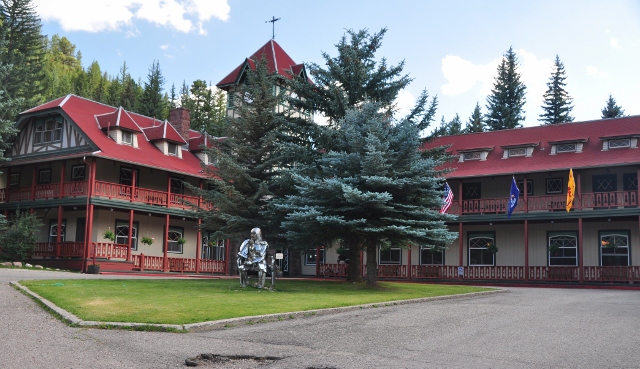 Redstone Inn
